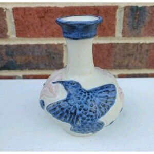 VTG North Eagle Pottery HUMMINGBIRD Vase  7-1/2” Excellent Cond LATE 20th C
